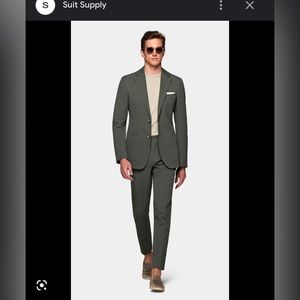 Suit supply mid green soho suit, only worn twice!